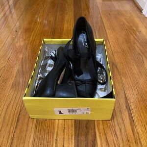 Circus by Sam Edelman Black Flats